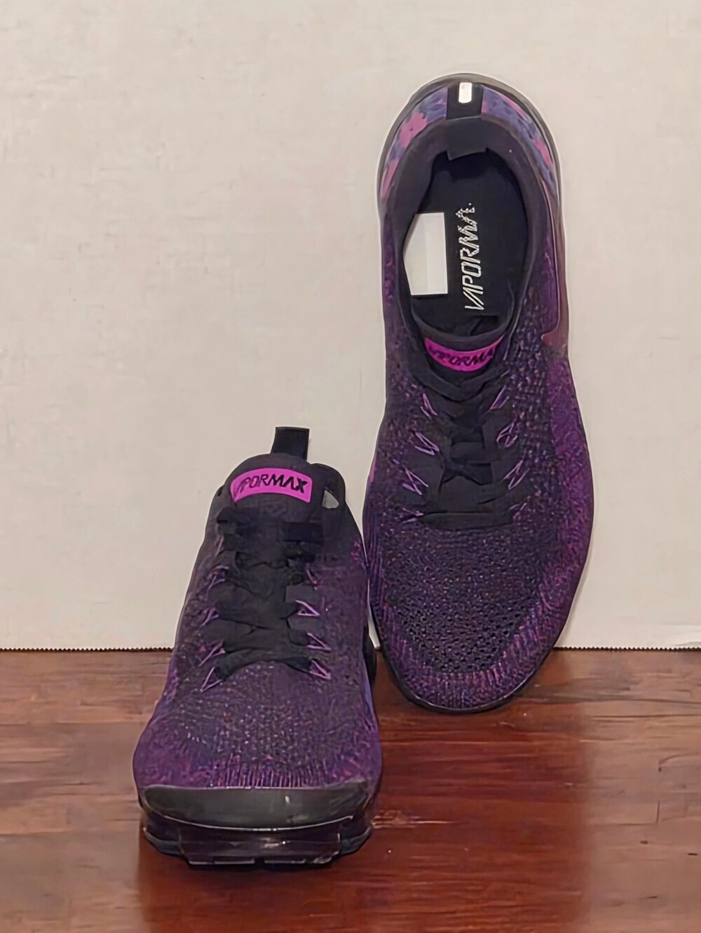 Nike Air Vapormax Flyknit Sneakers, Mns 9.5, Prp/Lt Prp/Blk, Like New Cond!